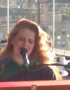 Frances2_musicaintorno