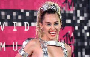 Miley Cyrus_musicaintorno