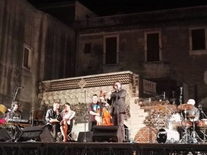 gege-telesforo04_musicaintorno