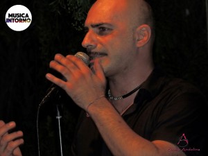 Martasuitubireport5_musicaintorno