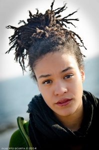 frances-alina-ascione_musicaintorno