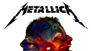 ATLAS, RISE! QUEST’ANNO HALLOWEEN SI MASCHERA DA METALLICA