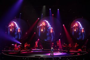 elisa-ontour05_musicaintorno