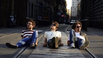 MESMERISE, IL “FASCINO IPNOTICO” DEGLI SMOKE THE BEES