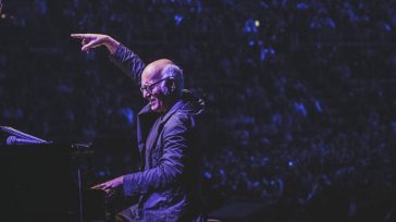 LUDOVICO EINAUDI: ELEGIA DEGLI ELEMENTI