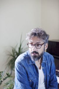 Brunori Sas04_musicaintorno