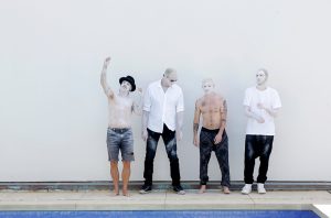 red-hot-chili-peppers01_musicaintorno