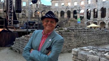 RENZO ARBORE, TRA “CAVALLI DI BATTAGLIA” E L’ORCHESTRA ITALIANA