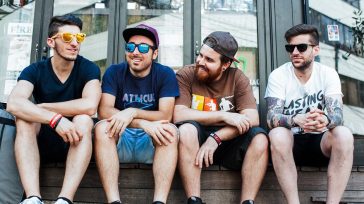 GLI STEREO AGE INVOCANO AIUTO RECIPROCO, ED È “MUTUAL AID”!