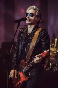 Luciano Ligabue05_musicaintorno