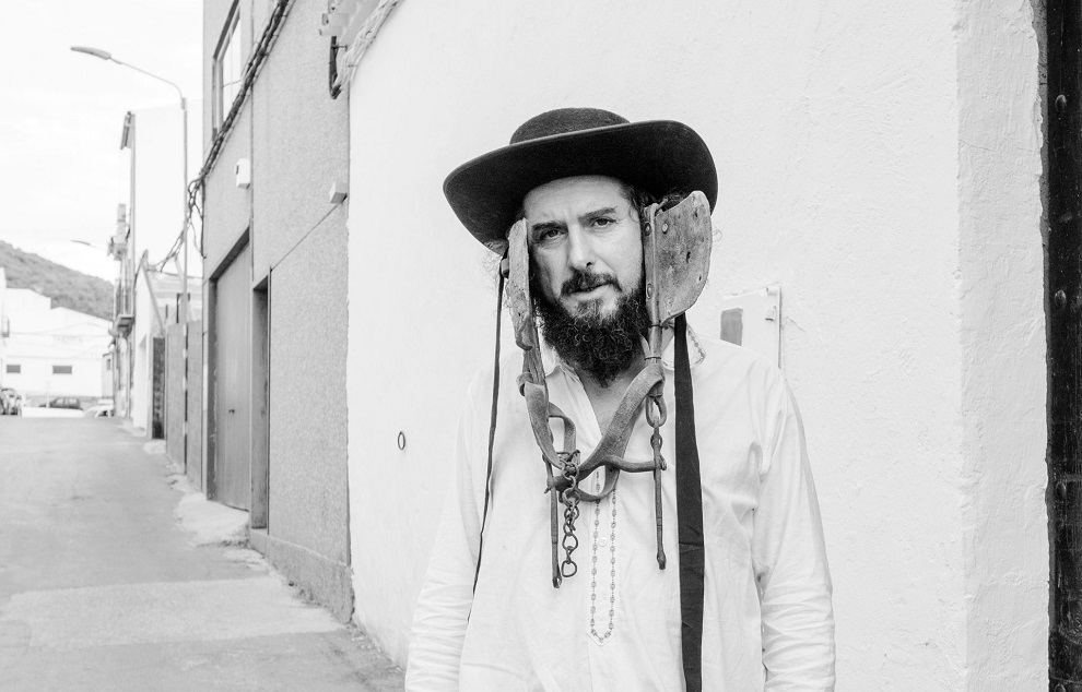 Vinicio Capossela03_musicaintorno