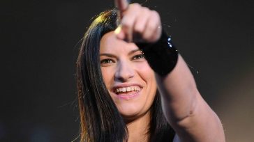 CANTANTI SOCIAL. LA FINE DI UN MITO?!