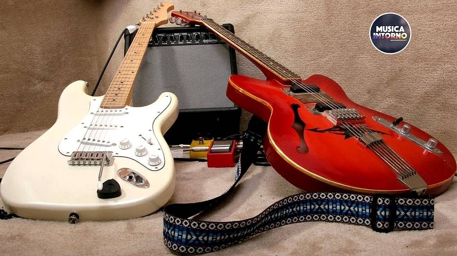 FENDER STRATOCASTER VS GIBSON LES PAUL