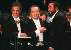 Luciano Pavarotti 02_musicaintorno