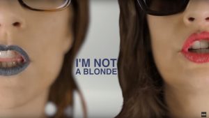 I'm not a blonde 01_musicaintorno
