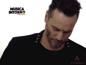 Nek 01_musicaintorno