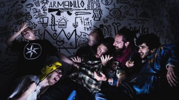 “SANGUE E PIOGGIA”, IRRIVERENZA E LIBERTÀ DI ESPRIMERE SÉ STESSI