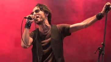 DUST IN THE WIND, ROCK-EMOZIONALE TARGATO LAMBSTONE