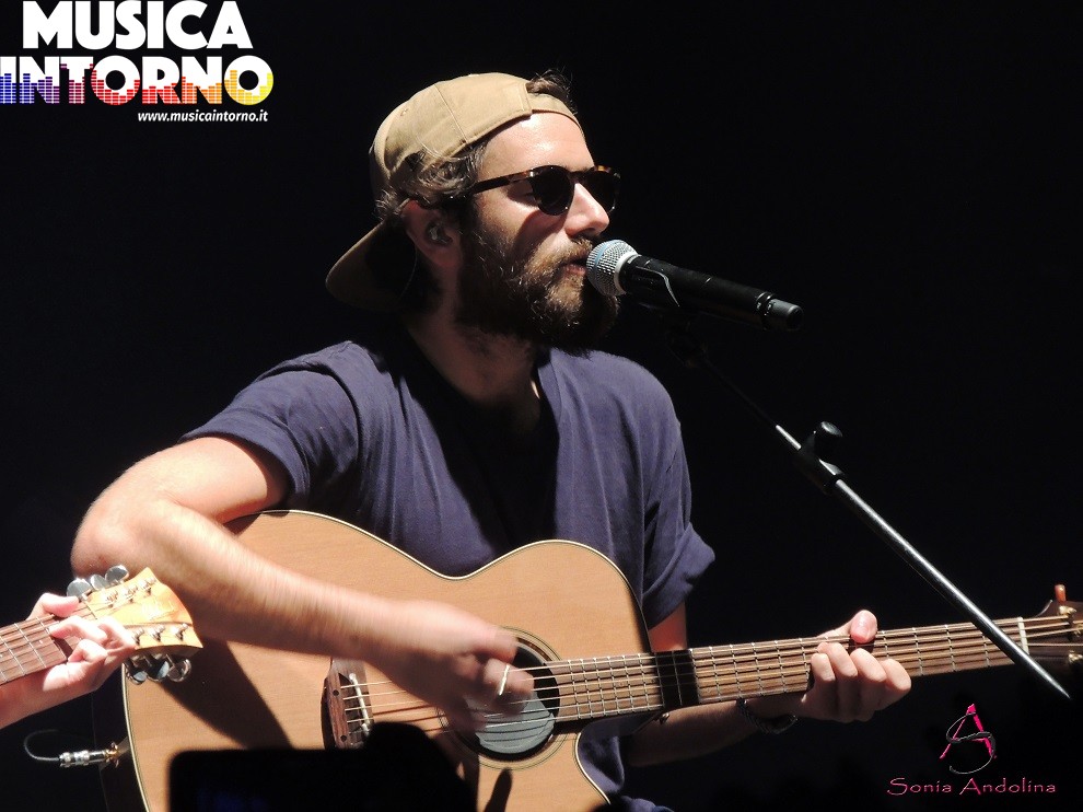 Thegiornalisti 08_musicaintorno