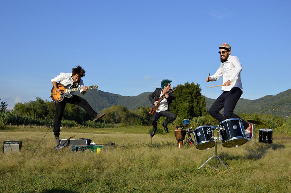 Acustica 01_musicaintorno