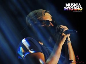 Thegiornalisti 05_musicaintorno