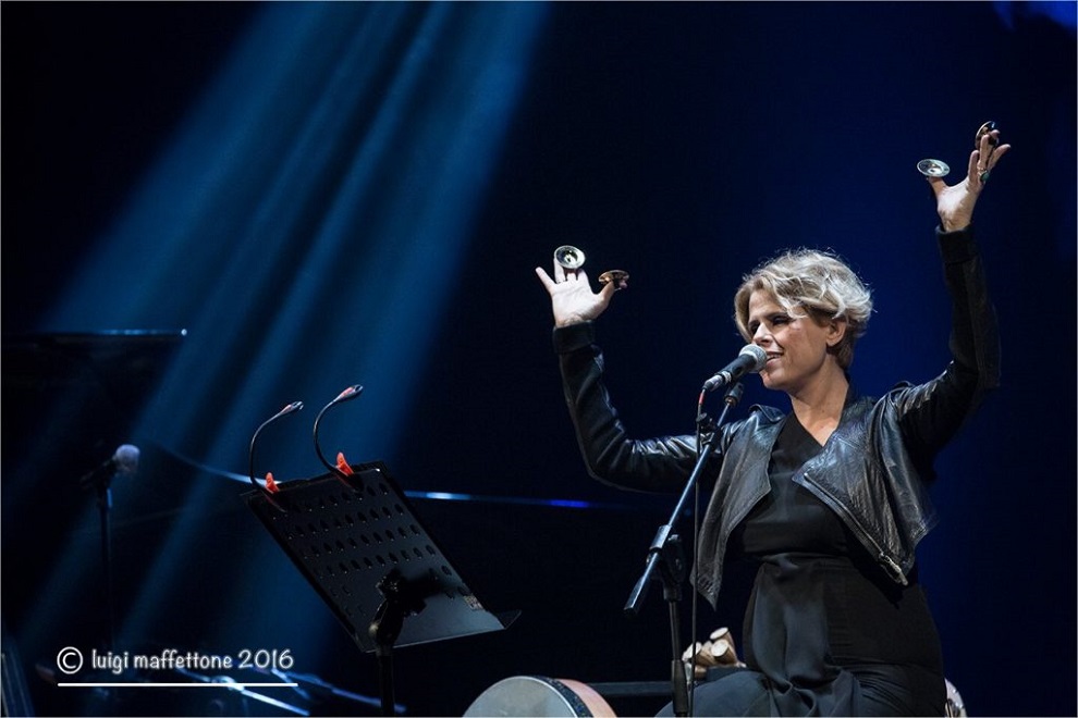 Tosca 05_musicaintorno