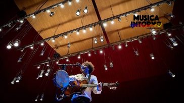DOMENICO IMPERATO, TRA CANTAUTORATO DELLA TRADIZIONE ITALIANA E LA WORLD MUSIC