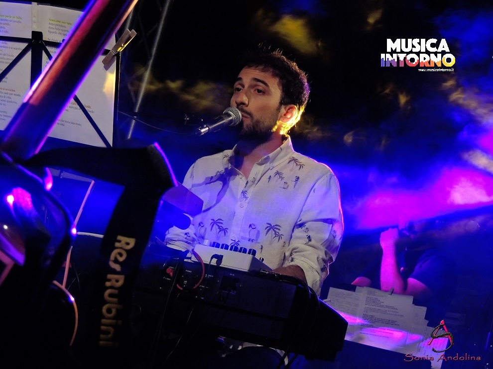 A modo mio 05_musicaintorno