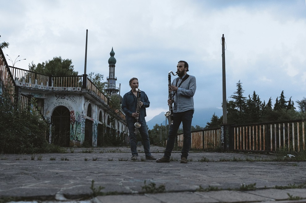 NovoTono 02_musicaintorno