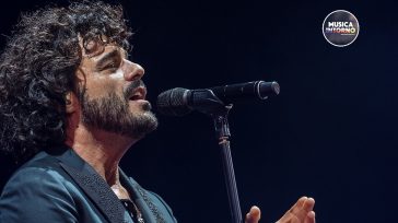 FRANCESCO RENGA, “L’ALTRA METÀ” DI UN ARTISTA CHE SI RACCONTA ATTRAVERSO MUSICA, PAROLE E VOCE