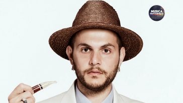 RENZO RUBINO, LA MUSICA A SUO MODO