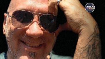 FABRIZIO SIMONCIONI, AL DI LÀ DEL VETRO PURO TALENTO