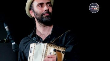 MADANA MARCO RUFO, CON LA LEGGEREZZA DI UN ACROBATA DELLA MUSICA