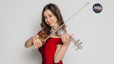 ANASTASIA CANDELORO, VIOLINISTA CLASSICA CON UNA NOTA POP