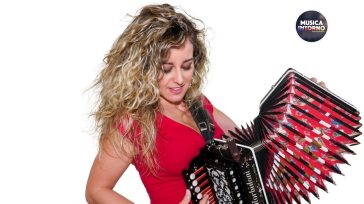 AL RITMO CALIENTE DI VEILA