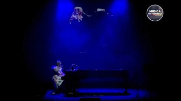 LEDA CANTA LA MUSICA CHE GUARISCE L’ANIMA E INCANTA