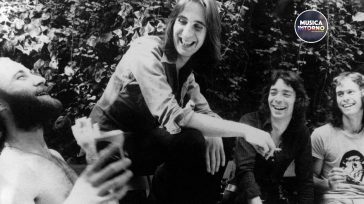 A TRICK OF THE TAIL, IN TOUR CON I GENESIS DI PHIL COLLINS