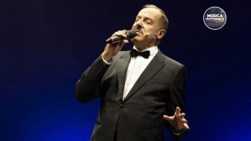 MASSIMO LOPEZ, IRRESISTIBILMENTE UNO E TRIO