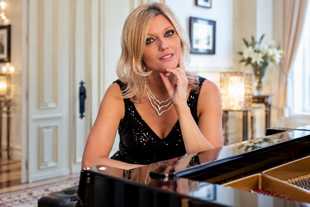 Tacchi a spillo e pianoforte, Veronique Vanhoucke lascia il segno